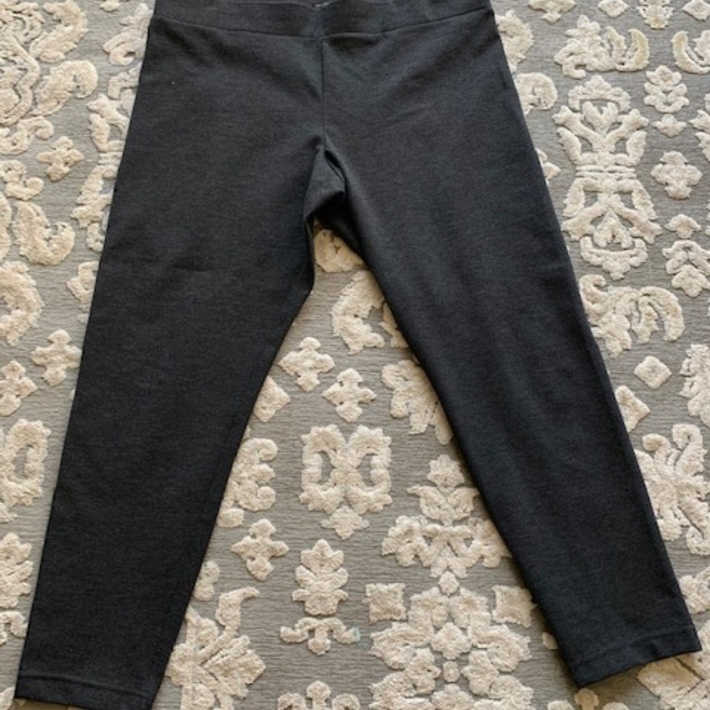 Ann Taylor XL knit pull on gray pants